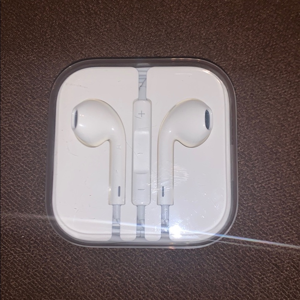 Apple EarPods